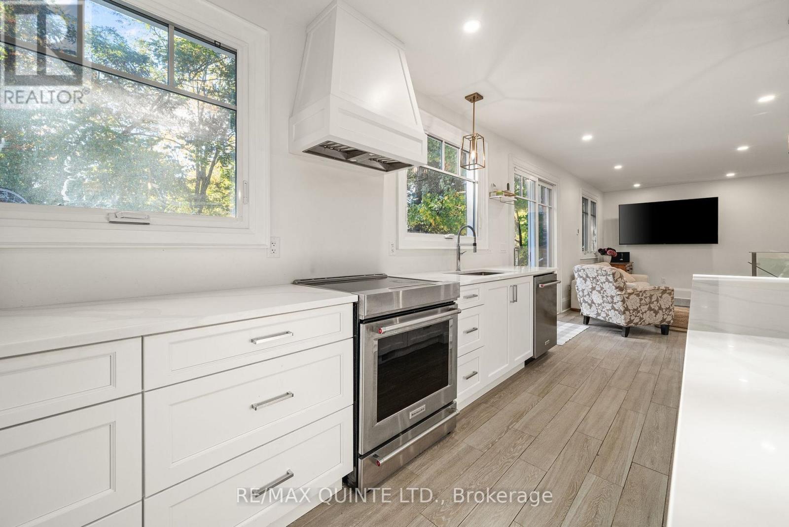 126 Dufferin Avenue, Belleville, Ontario  K8N 3X1 - Photo 15 - X12487762