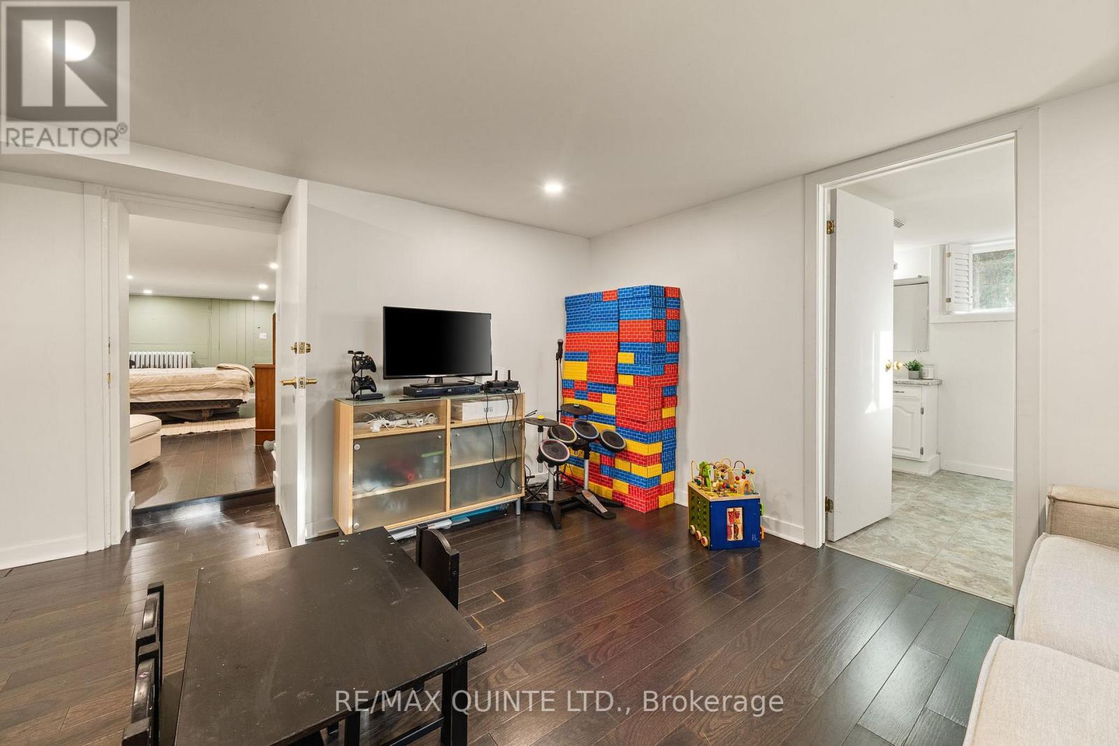 126 Dufferin Avenue, Belleville, Ontario  K8N 3X1 - Photo 33 - X12487762