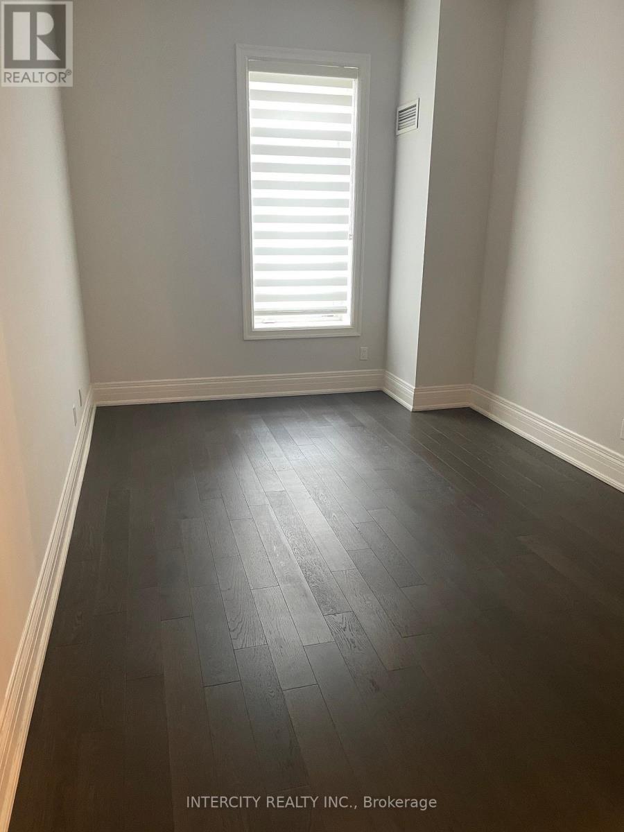 124 - 80 Burns Boulevard, King (King City), Ontario  L7B 0B3 - Photo 14 - N12673030