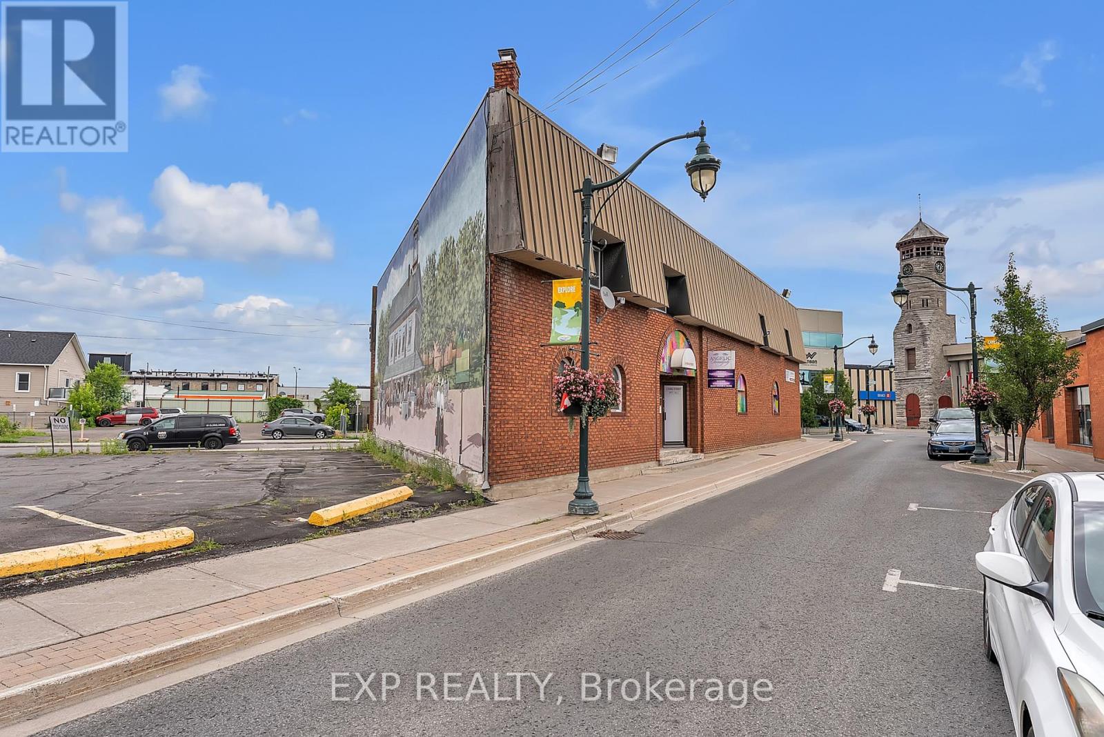 Unit B - 2 King Street, Quinte West, Ontario  K8V 3V7 - Photo 1 - X12553926