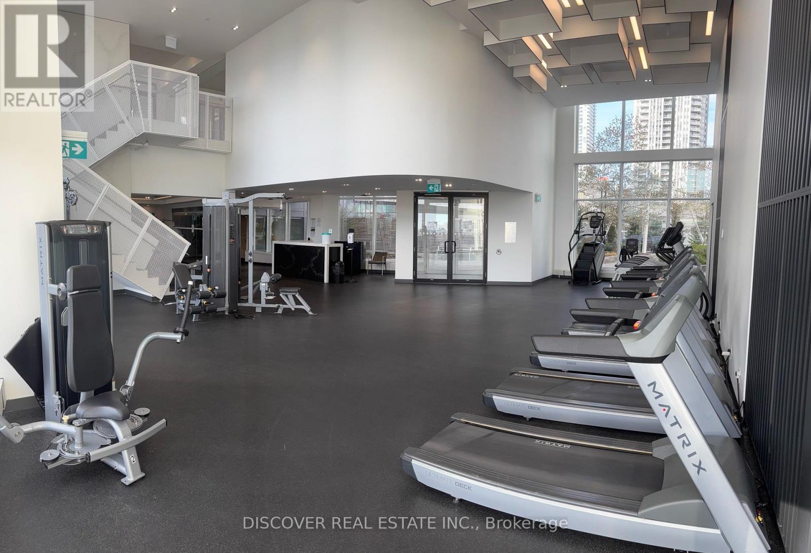 3704 - 4065 Confederation Parkway, Mississauga, Ontario  L5B 0L4 - Photo 21 - W12670494