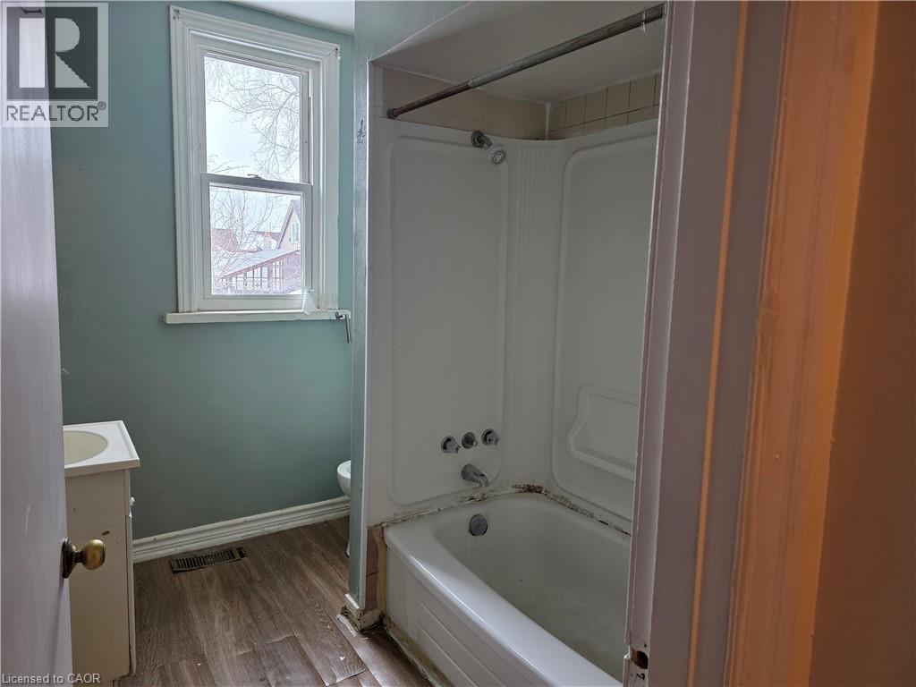 173 Sanford Avenue N, Hamilton, Ontario  L8L 5Z4 - Photo 12 - 40796528