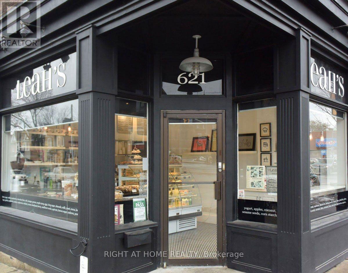 909 - 530 St Clair Avenue W, Toronto, Ontario  M6C 0A2 - Photo 36 - C12671278