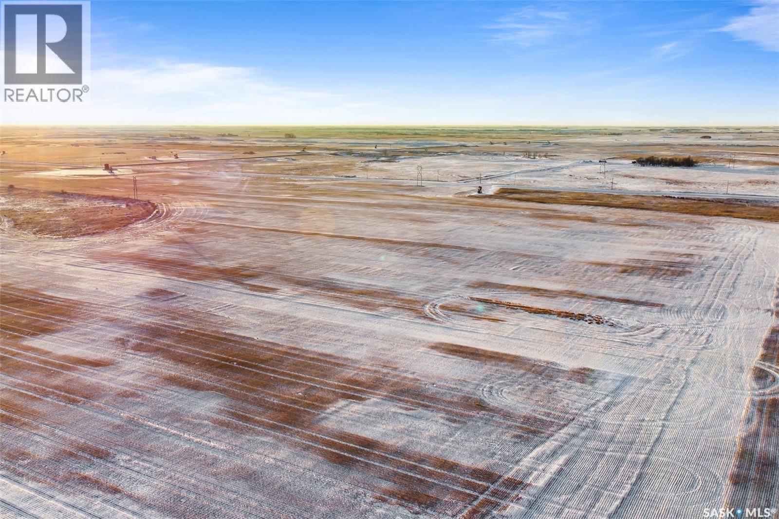 1 Grainland Quarter With Oil Revenue Near Forget, Tecumseh Rm No. 65, Saskatchewan  S0C 0X0 - Photo 4 - SK026376