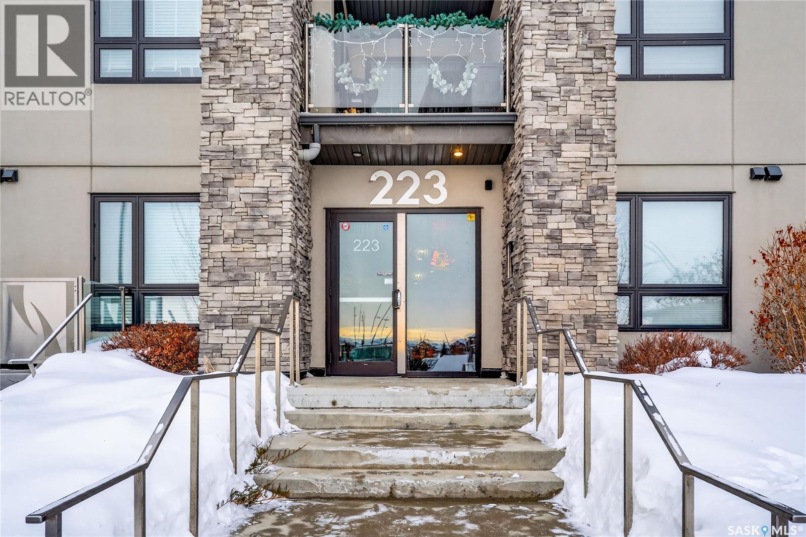 310 223 Evergreen Square, Saskatoon, Saskatchewan  S7S 1N1 - Photo 2 - SK026349