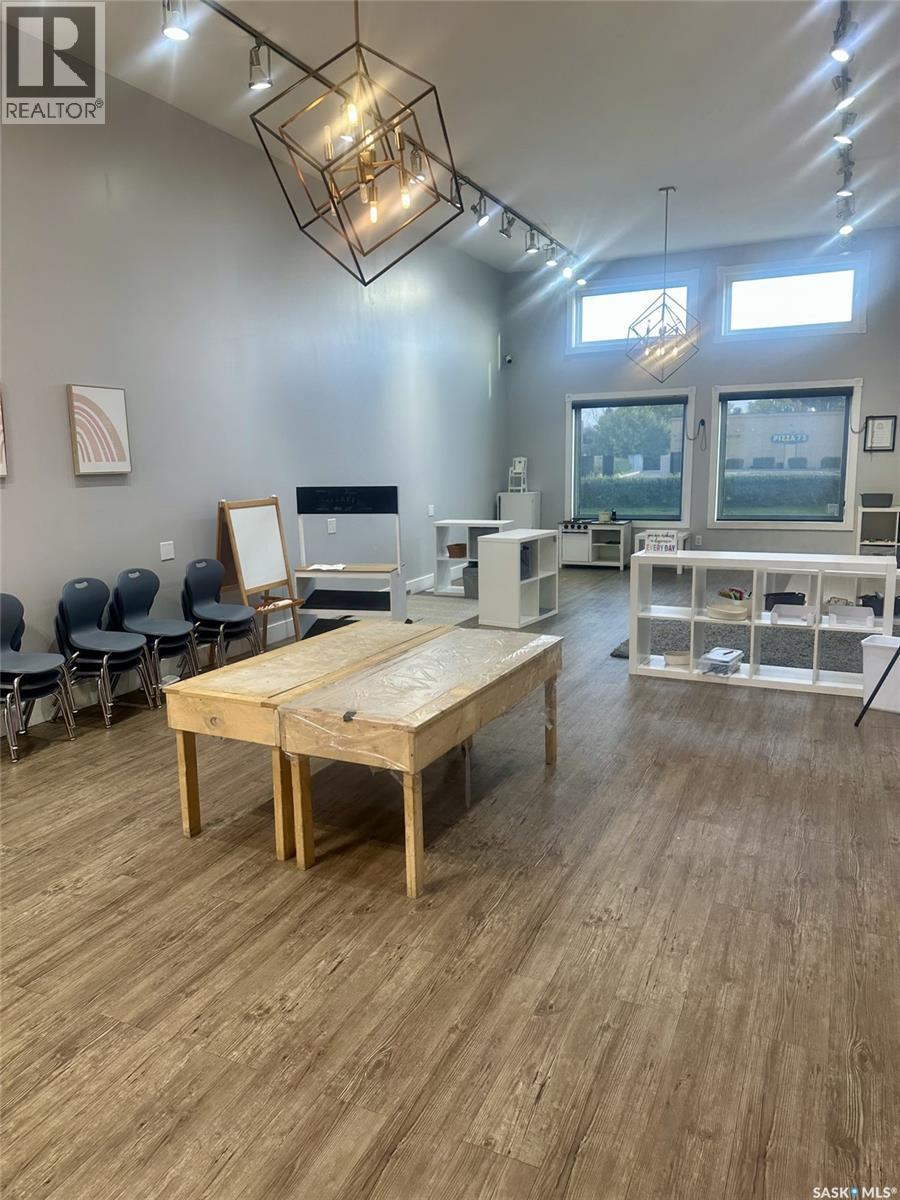 106 Central Street E, Warman, Saskatchewan  S0K 4S0 - Photo 2 - SK026322