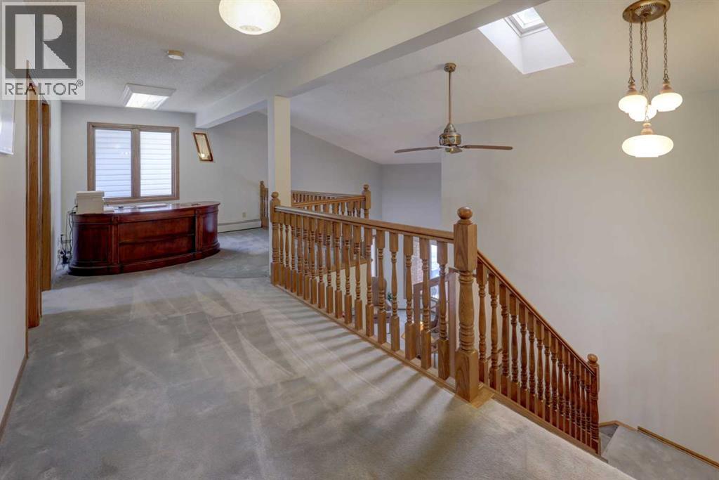 755 Strathcona Drive Sw, Calgary, Alberta  T3H 1P2 - Photo 18 - A2275767