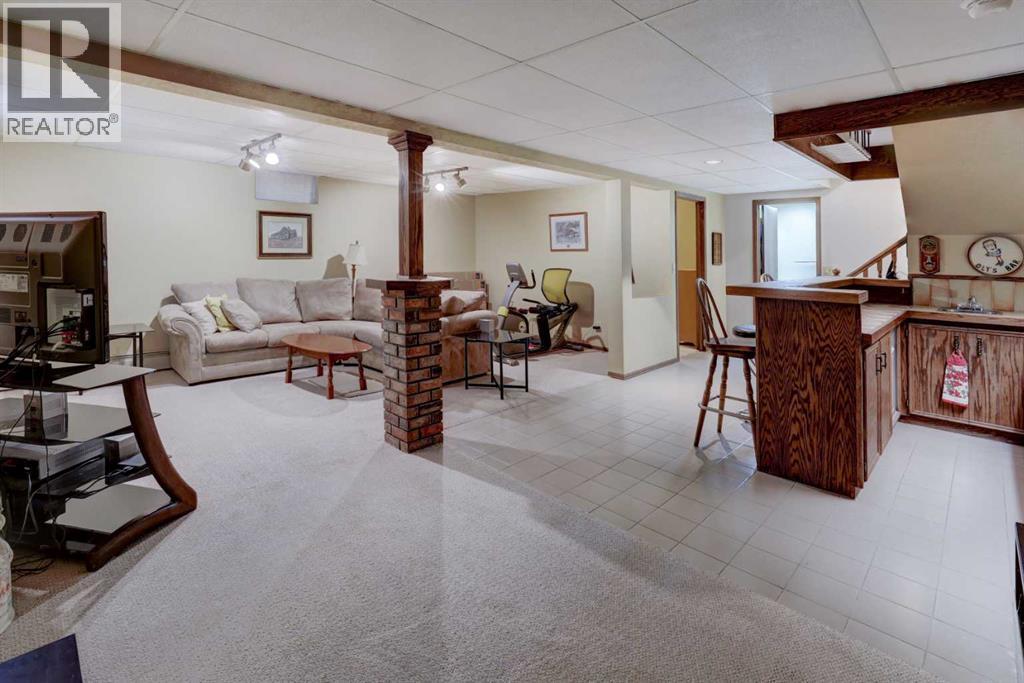 755 Strathcona Drive Sw, Calgary, Alberta  T3H 1P2 - Photo 33 - A2275767