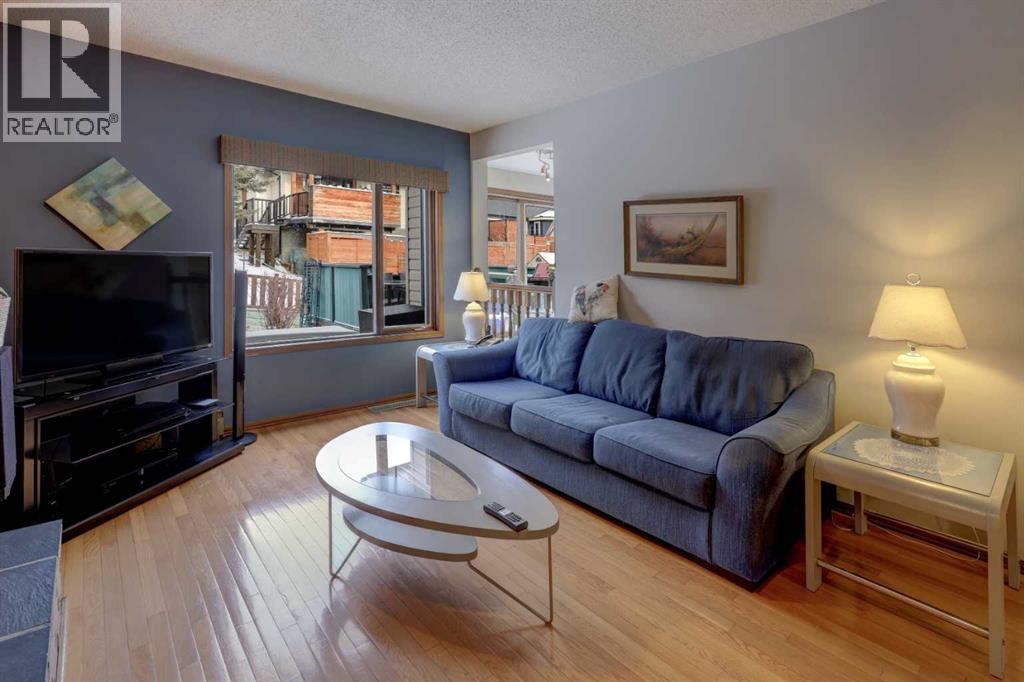 755 Strathcona Drive Sw, Calgary, Alberta  T3H 1P2 - Photo 15 - A2275767