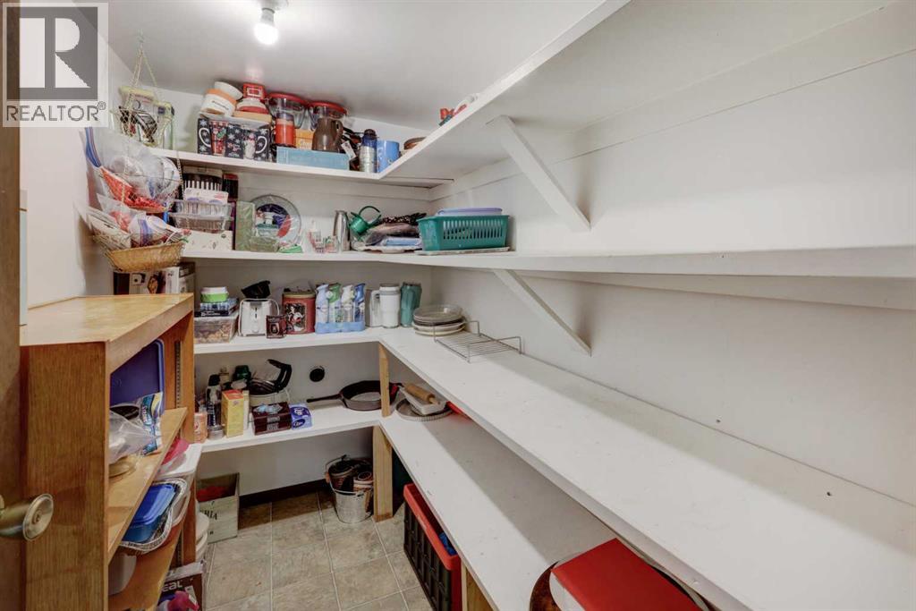 755 Strathcona Drive Sw, Calgary, Alberta  T3H 1P2 - Photo 37 - A2275767