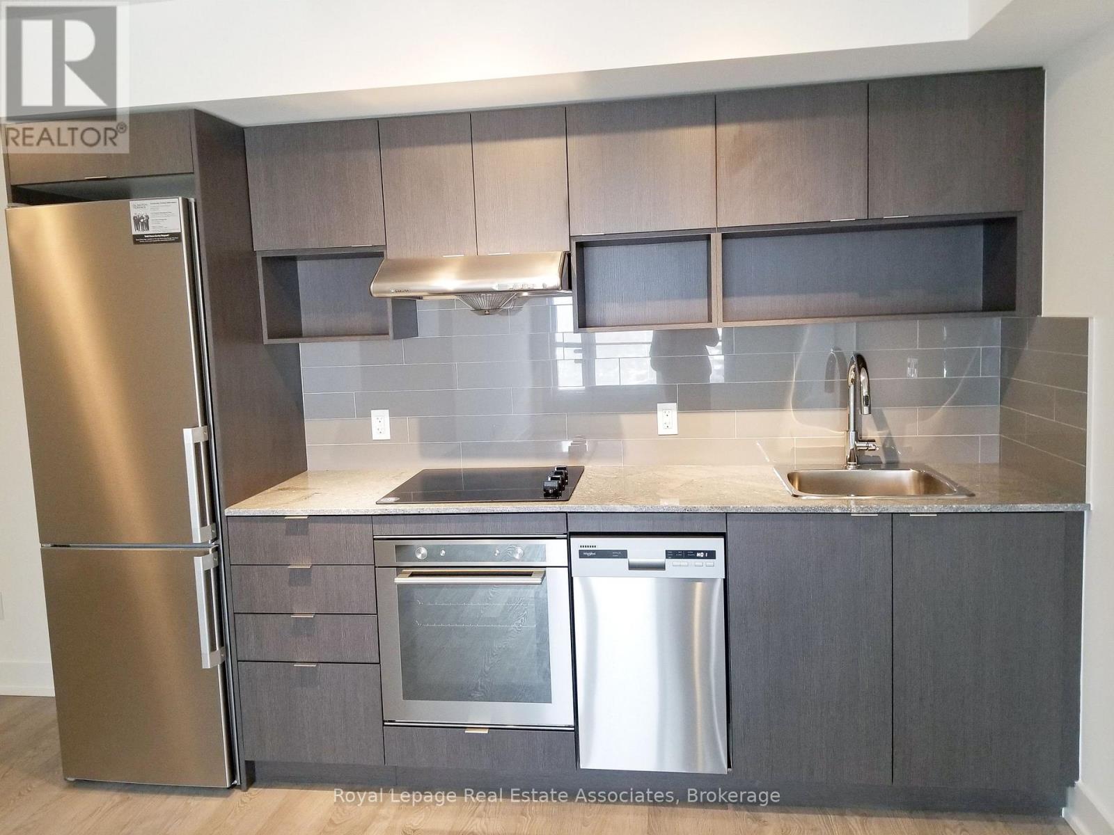 1506 - 7 Mabelle Avenue, Toronto, Ontario  M5T 0C9 - Photo 2 - W12673042