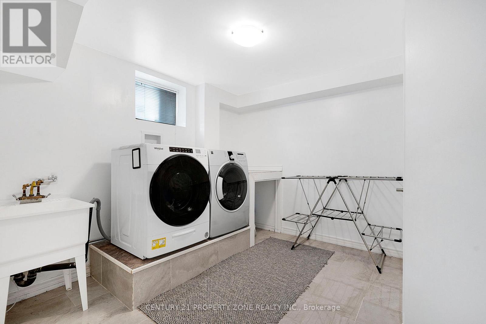 937 Dice Way, Milton, Ontario  L9T 8C9 - Photo 32 - W12673054