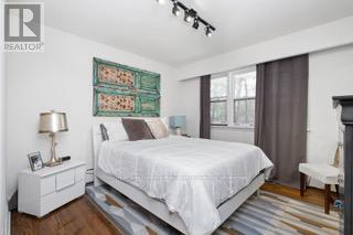 3 Old Mill Terrace, Toronto, Ontario  M8X 1A1 - Photo 18 - W12673062