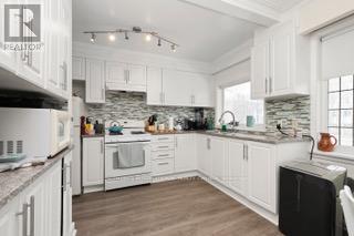 3 Old Mill Terrace, Toronto, Ontario  M8X 1A1 - Photo 25 - W12673062