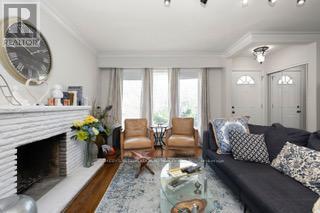 3 Old Mill Terrace, Toronto, Ontario  M8X 1A1 - Photo 9 - W12673062