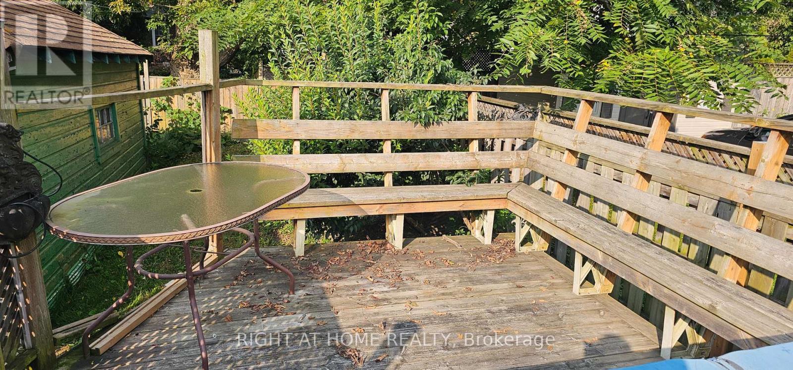 Main Floor - 72 Eleventh Street, Toronto, Ontario  M8V 3G5 - Photo 10 - W12673066