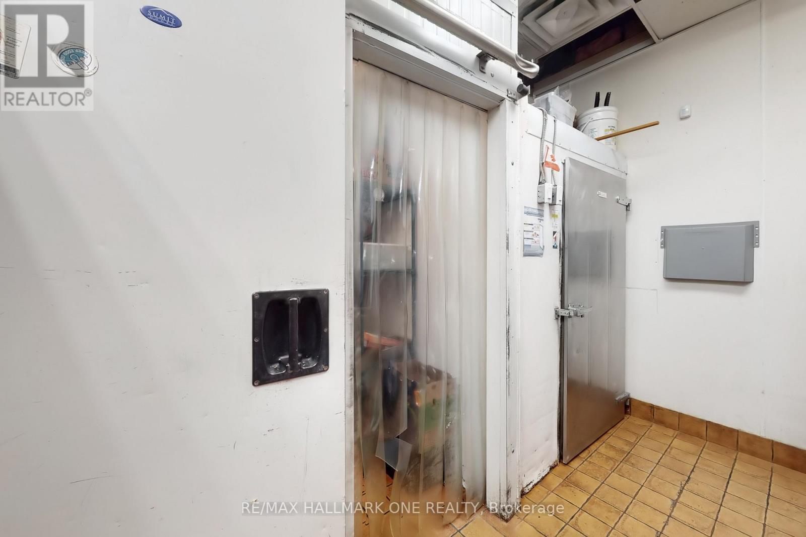 192 Mcewan Drive E, Caledon (Bolton East), Ontario  L7E 4E5 - Photo 19 - W12673092