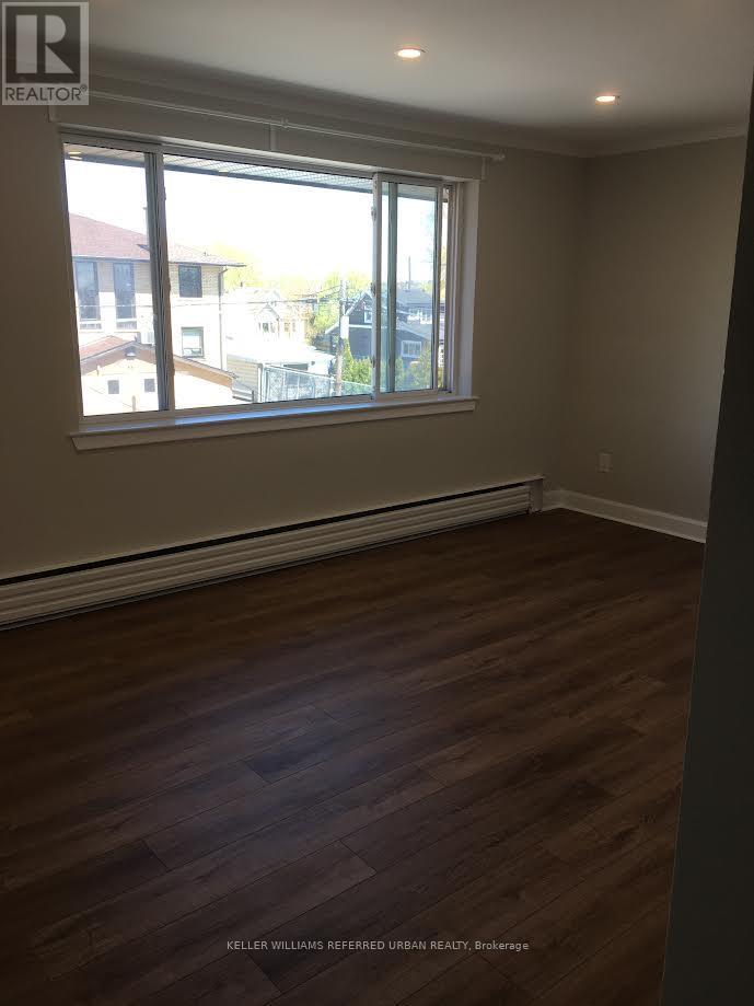 90 Portland Street, Toronto, Ontario  M8Y 1A7 - Photo 18 - W12673128