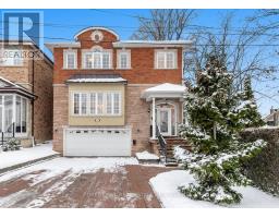 214 LOCKSLEY AVENUE, Toronto, Ontario