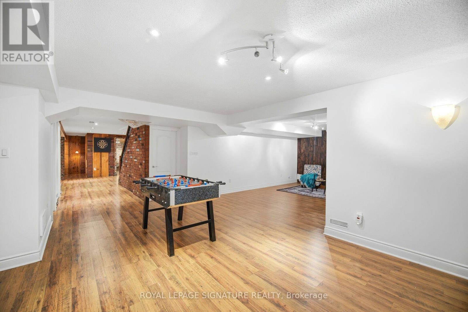 1592 Hallstone Road, Brampton, Ontario  L6Y 5K8 - Photo 36 - W12673154