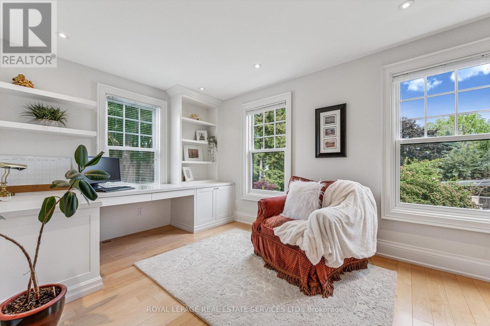 335 Lakeshore Road W, Oakville, Ontario  L6K 1G3 - Photo 33 - W12673206