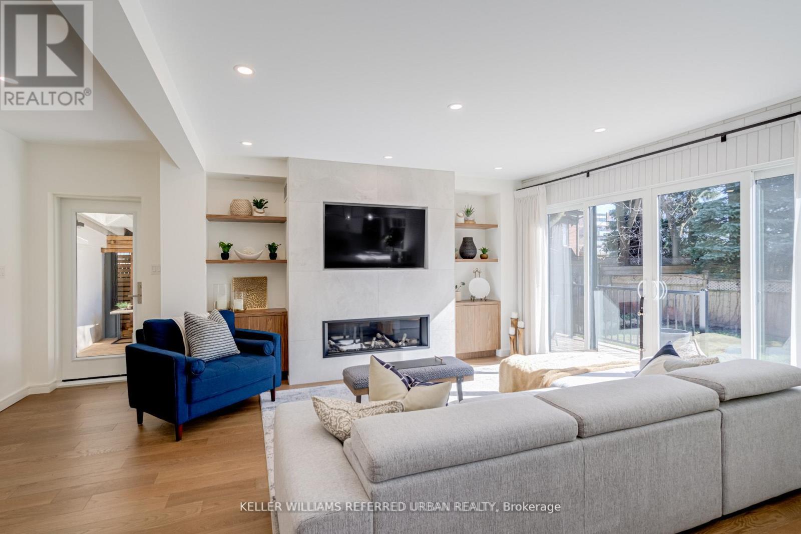 12 Wesley Avenue, Mississauga, Ontario  L5H 2M5 - Photo 21 - W12673208