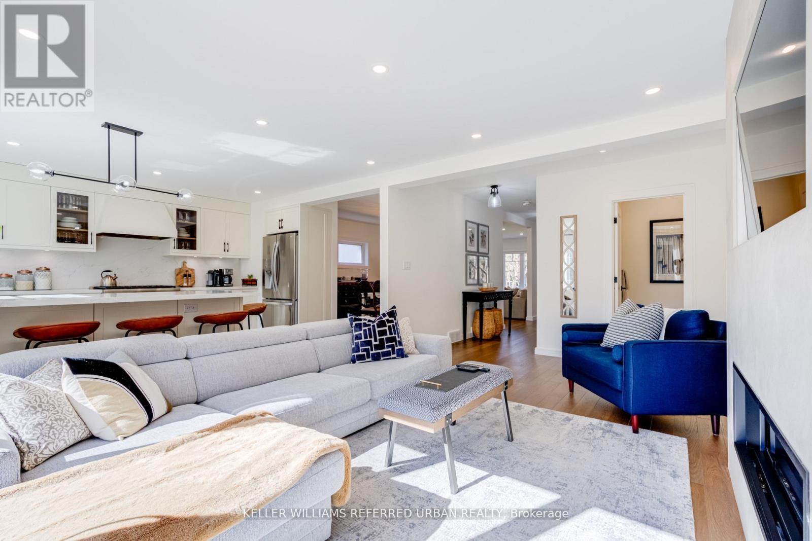 12 Wesley Avenue, Mississauga, Ontario  L5H 2M5 - Photo 24 - W12673208