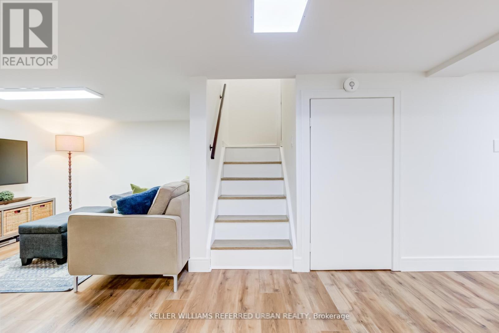 12 Wesley Avenue, Mississauga, Ontario  L5H 2M5 - Photo 38 - W12673208