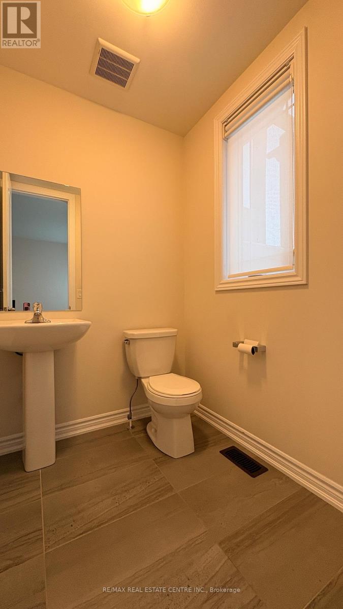 6 Slack Lane, Caledon, Ontario  L7C 4H2 - Photo 12 - W12673242