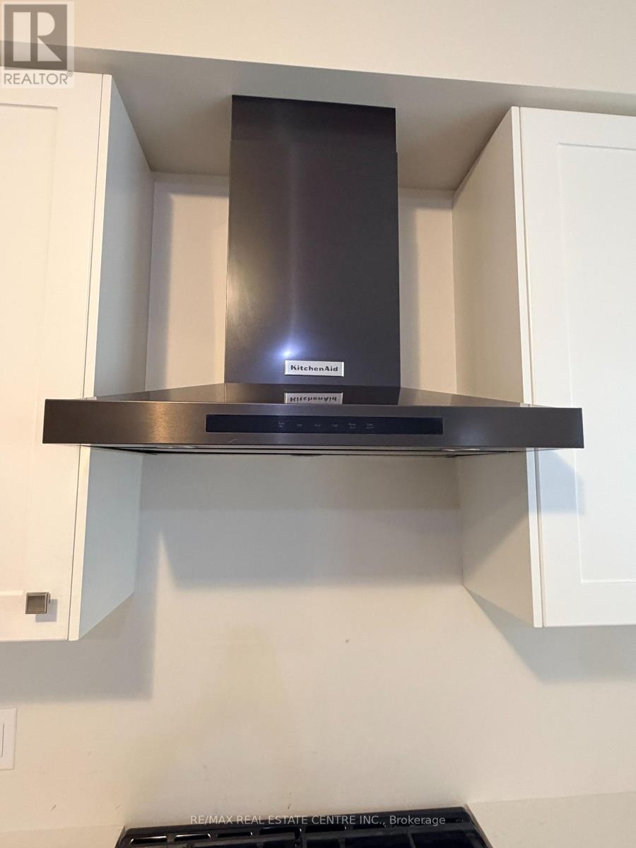 6 Slack Lane, Caledon, Ontario  L7C 4H2 - Photo 23 - W12673242