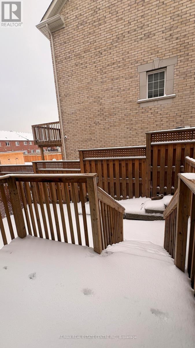 6 Slack Lane, Caledon, Ontario  L7C 4H2 - Photo 6 - W12673242