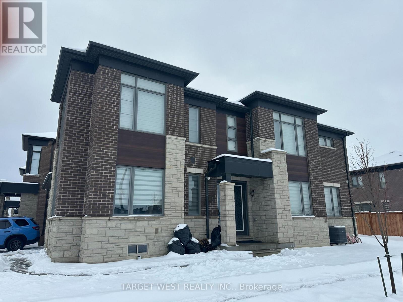 66 MINNOCK STREET, Caledon, Ontario