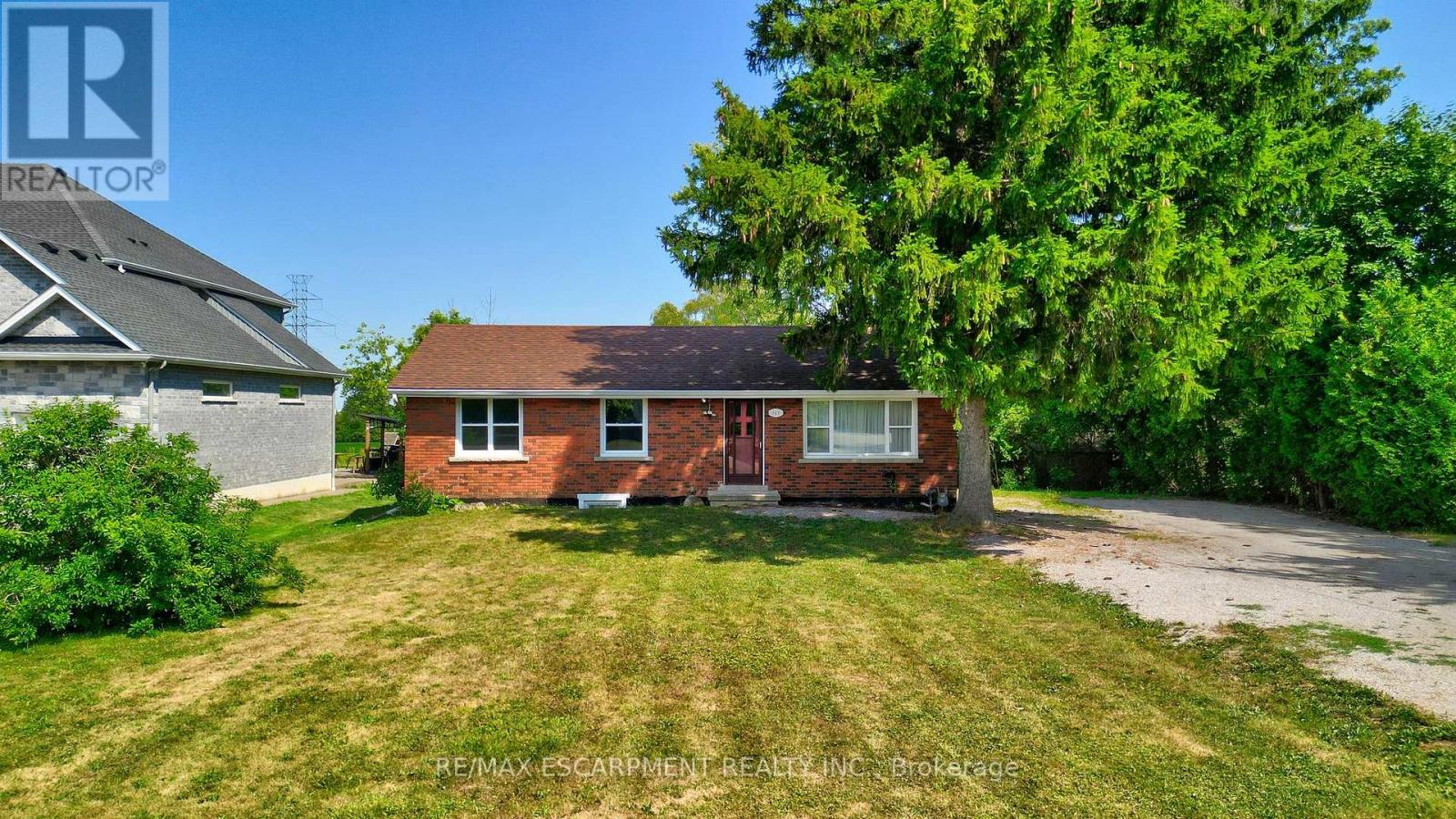 167 Miles Road, Hamilton, Ontario  L8W 1E2 - Photo 2 - X12673038