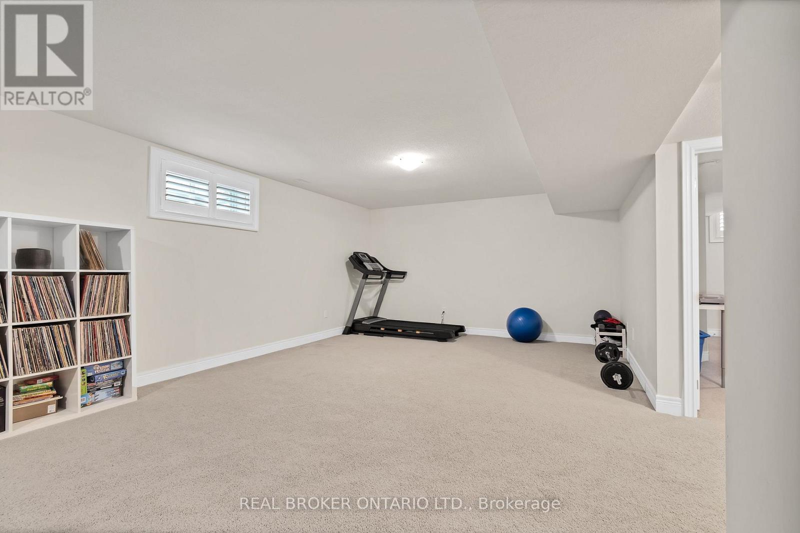 206 Carriage Way S, Waterloo, Ontario  N2K 0C6 - Photo 36 - X12673102