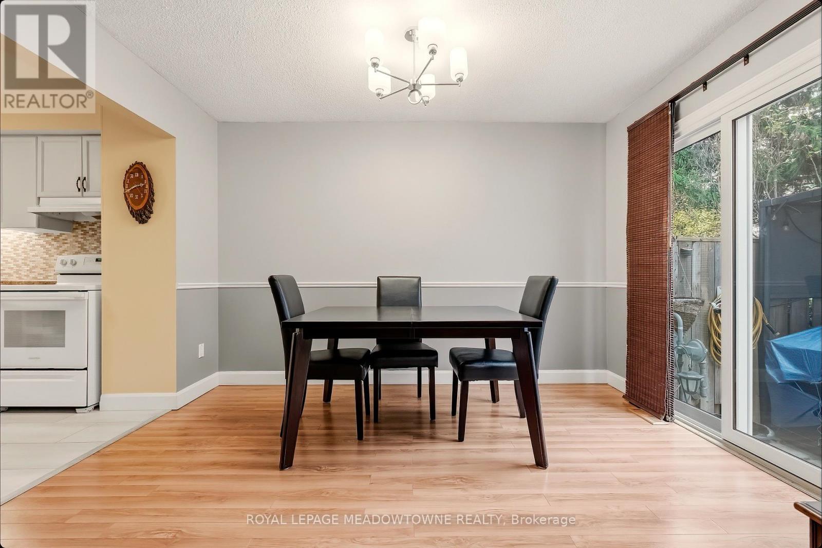 44 - 1 Royalwood Court, Hamilton, Ontario  L8E 4Y3 - Photo 10 - X12673144