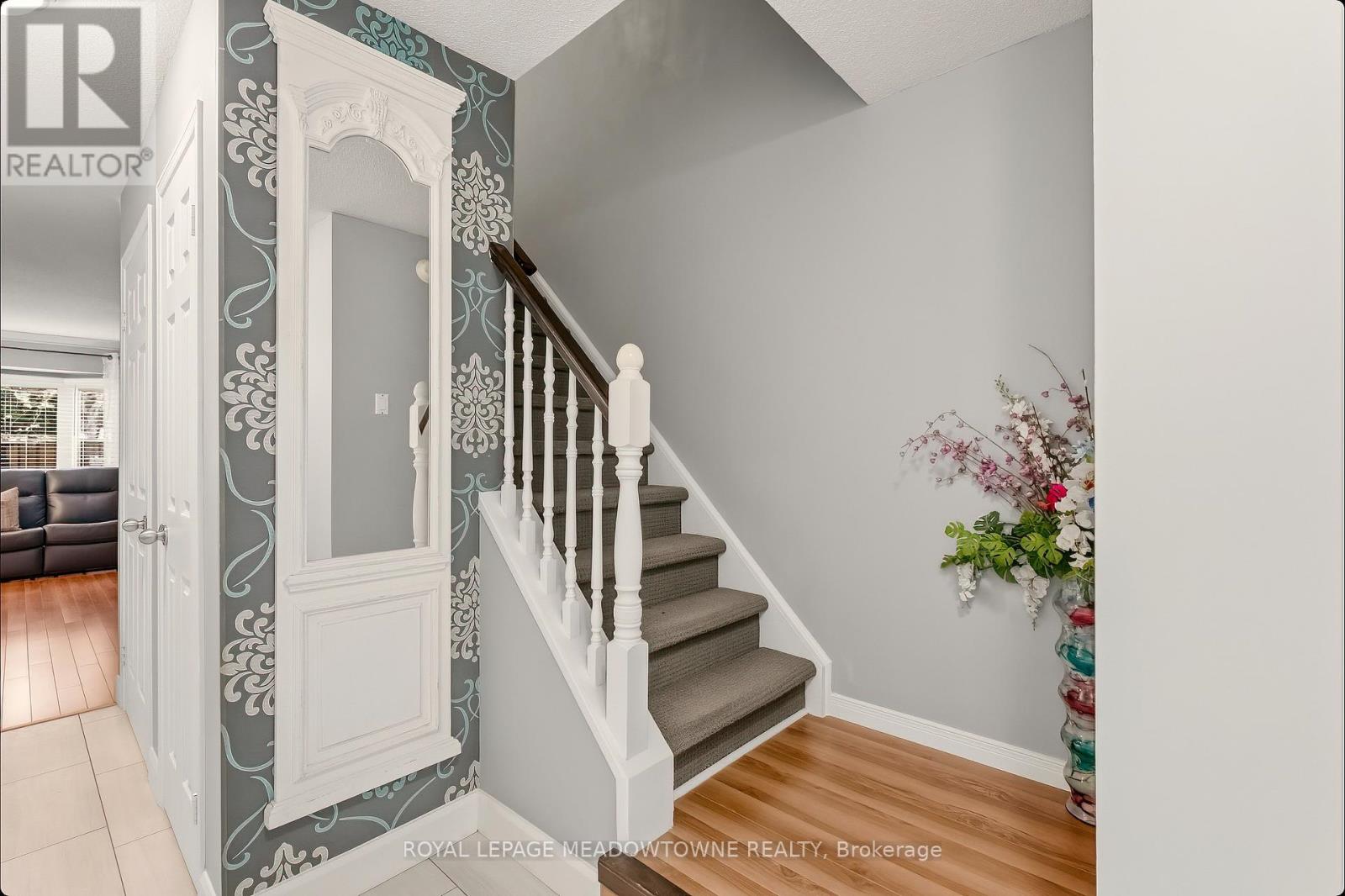 44 - 1 Royalwood Court, Hamilton, Ontario  L8E 4Y3 - Photo 18 - X12673144