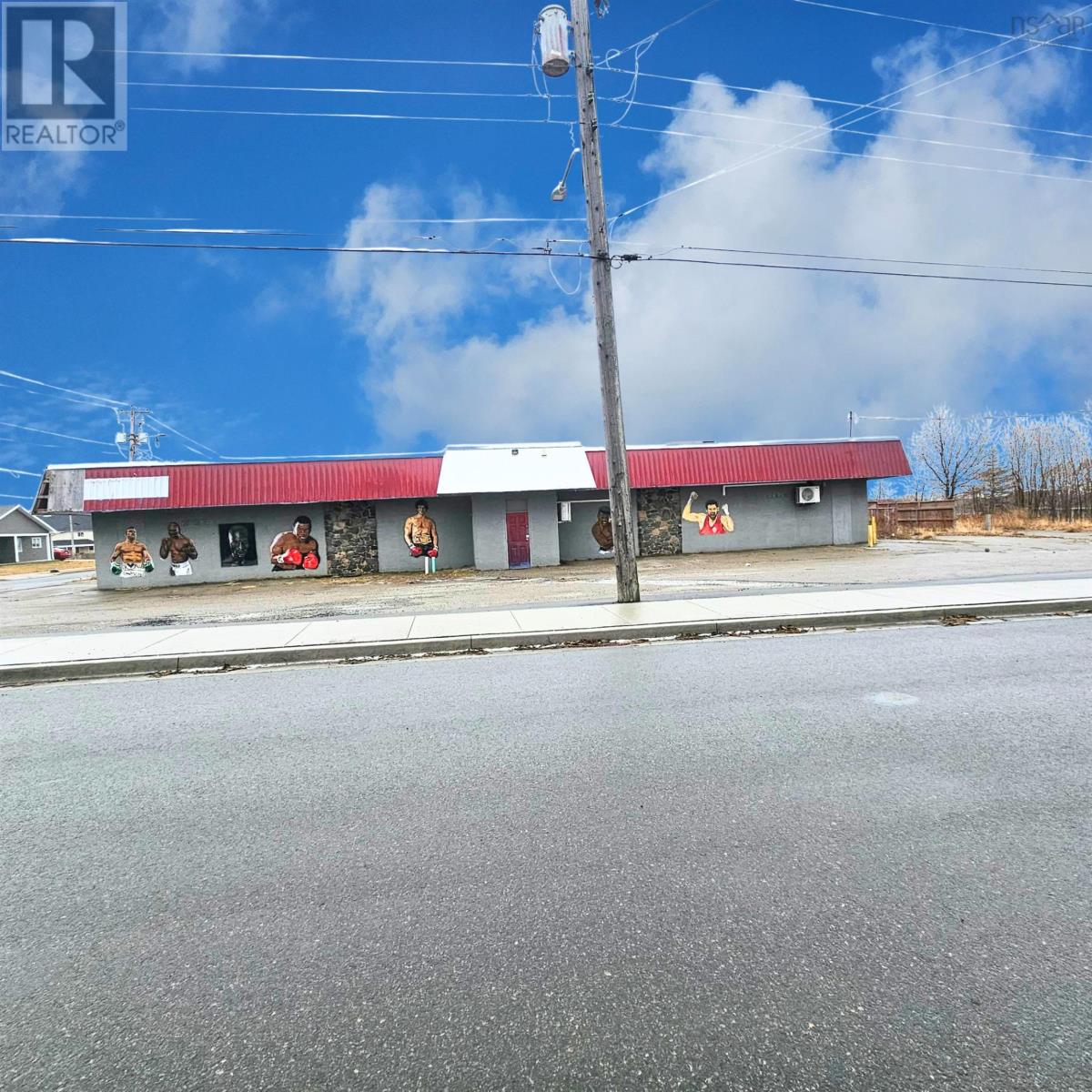 3447 Wilson Avenue, New Waterford, Nova Scotia  B1H 1G4 - Photo 4 - 202528335