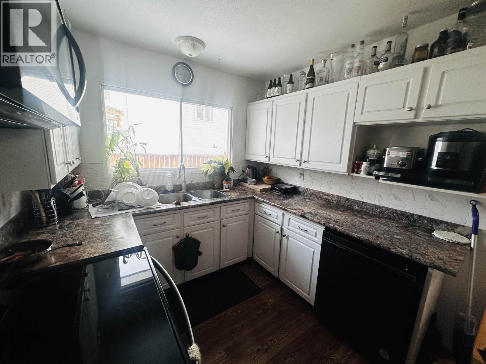 275 9th Avenue, Burns Lake, British Columbia  V0J 1E0 - Photo 19 - R3076921