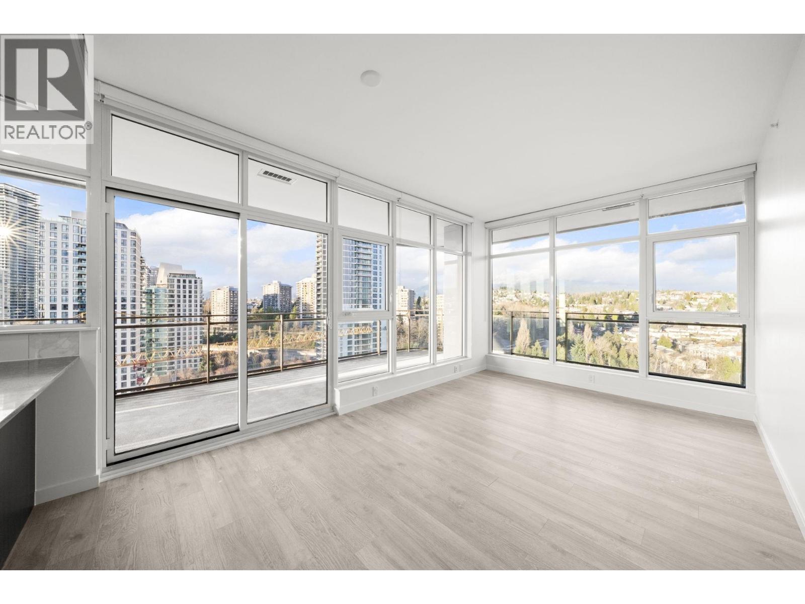 1901 5311 Goring Street, Burnaby, British Columbia  V5B 0B5 - Photo 3 - R3076936