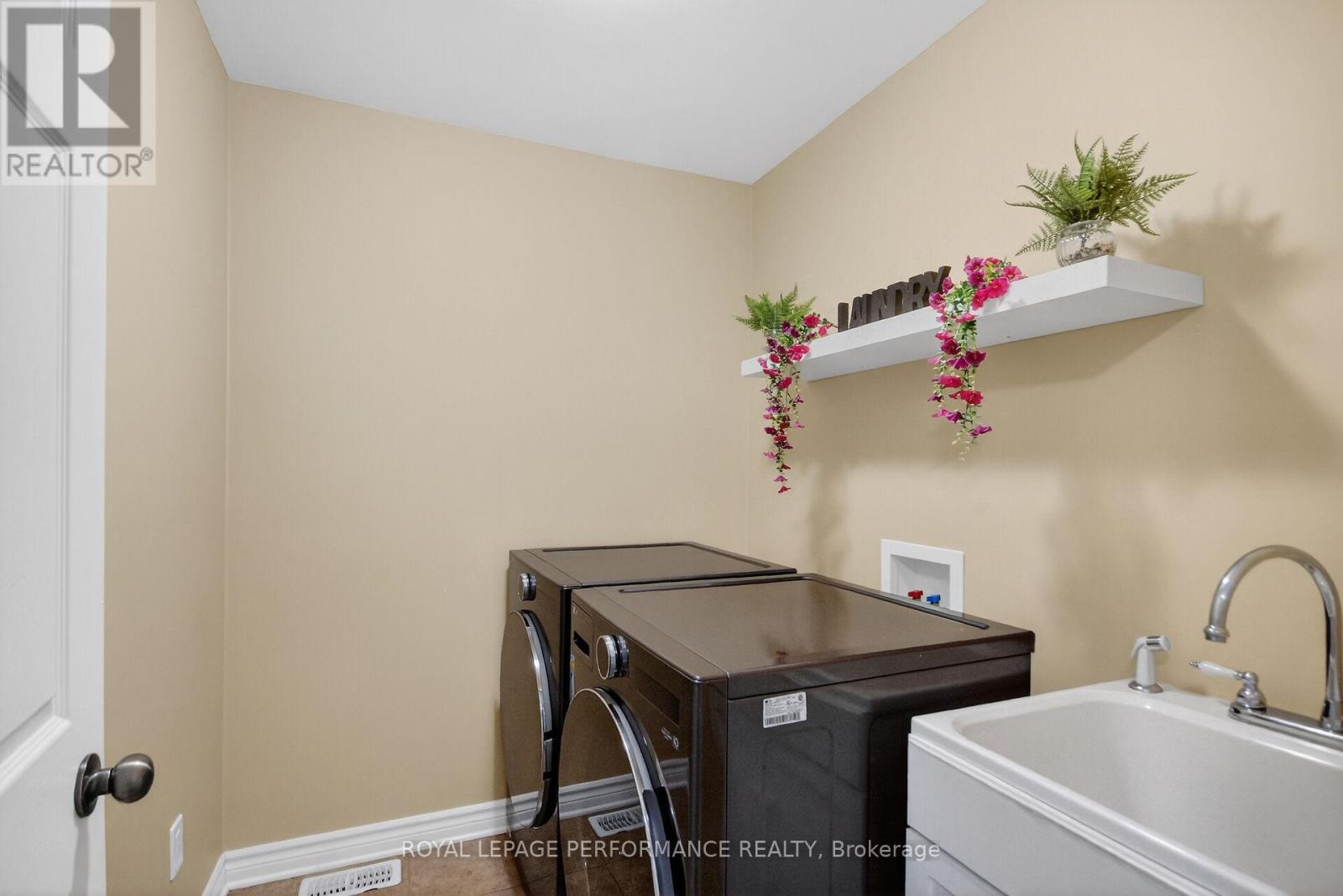 13 Bellefeuille Street, The Nation, Ontario  K0A 2M6 - Photo 12 - X12673256