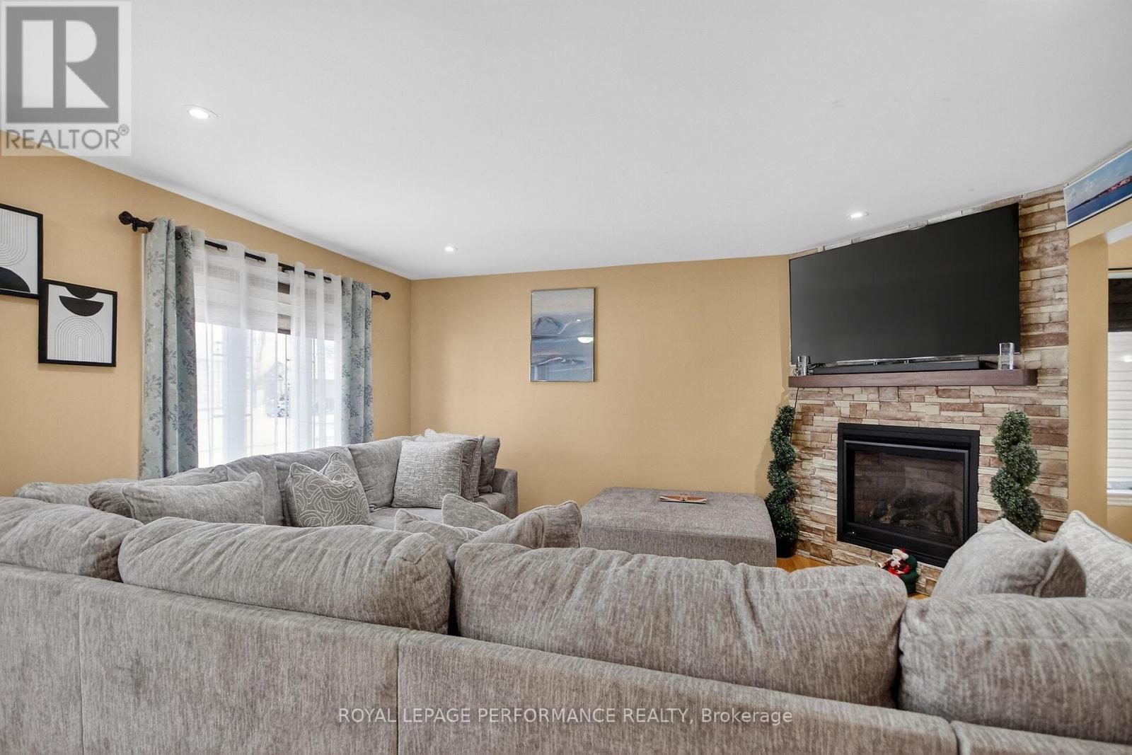 13 Bellefeuille Street, The Nation, Ontario  K0A 2M6 - Photo 4 - X12673256