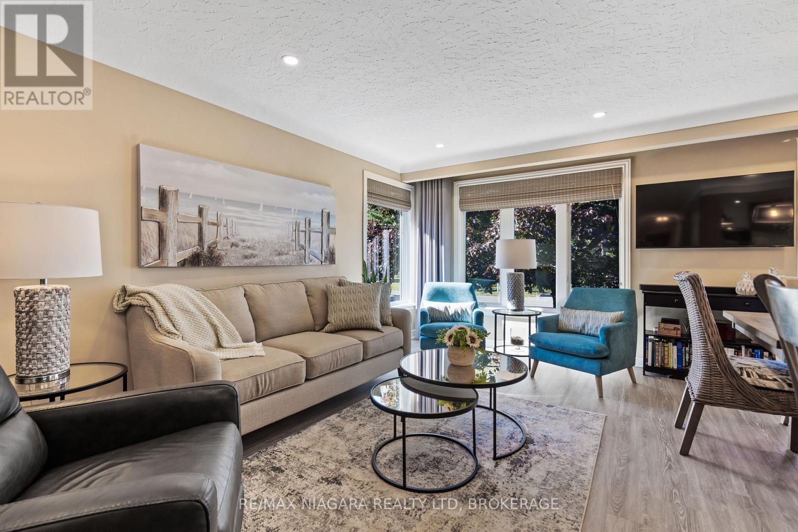 39 Rosemount Avenue, Port Colborne, Ontario  L3K 5P8 - Photo 12 - X12487904