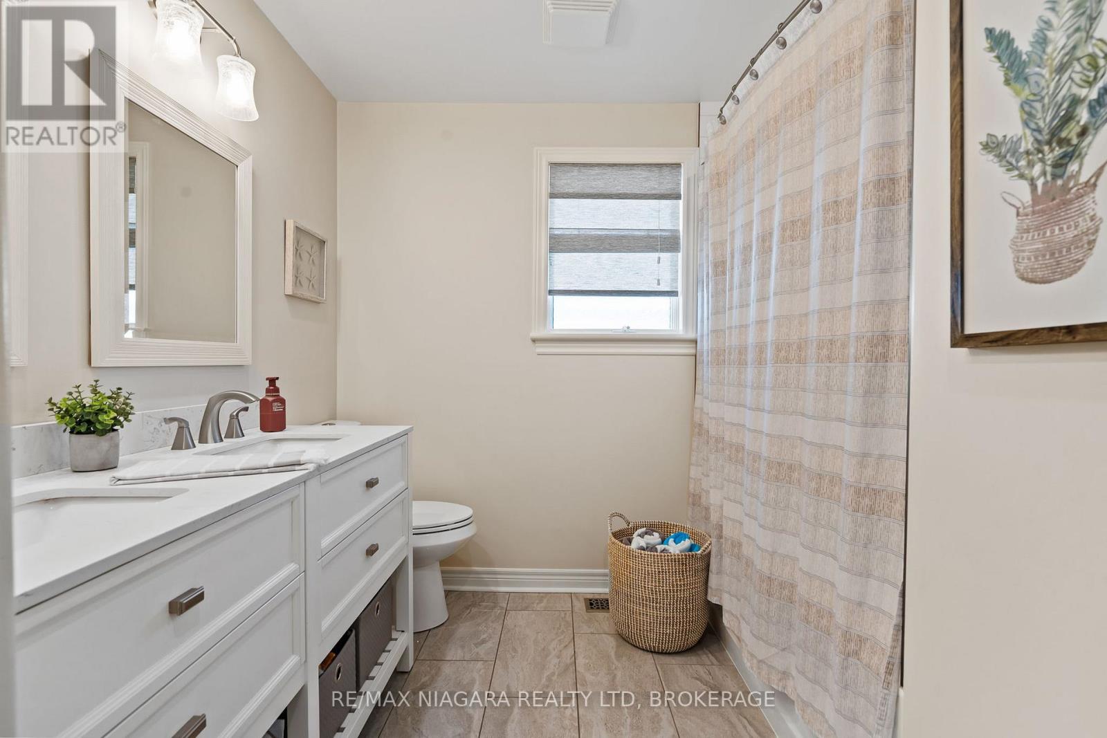 39 Rosemount Avenue, Port Colborne, Ontario  L3K 5P8 - Photo 16 - X12487904