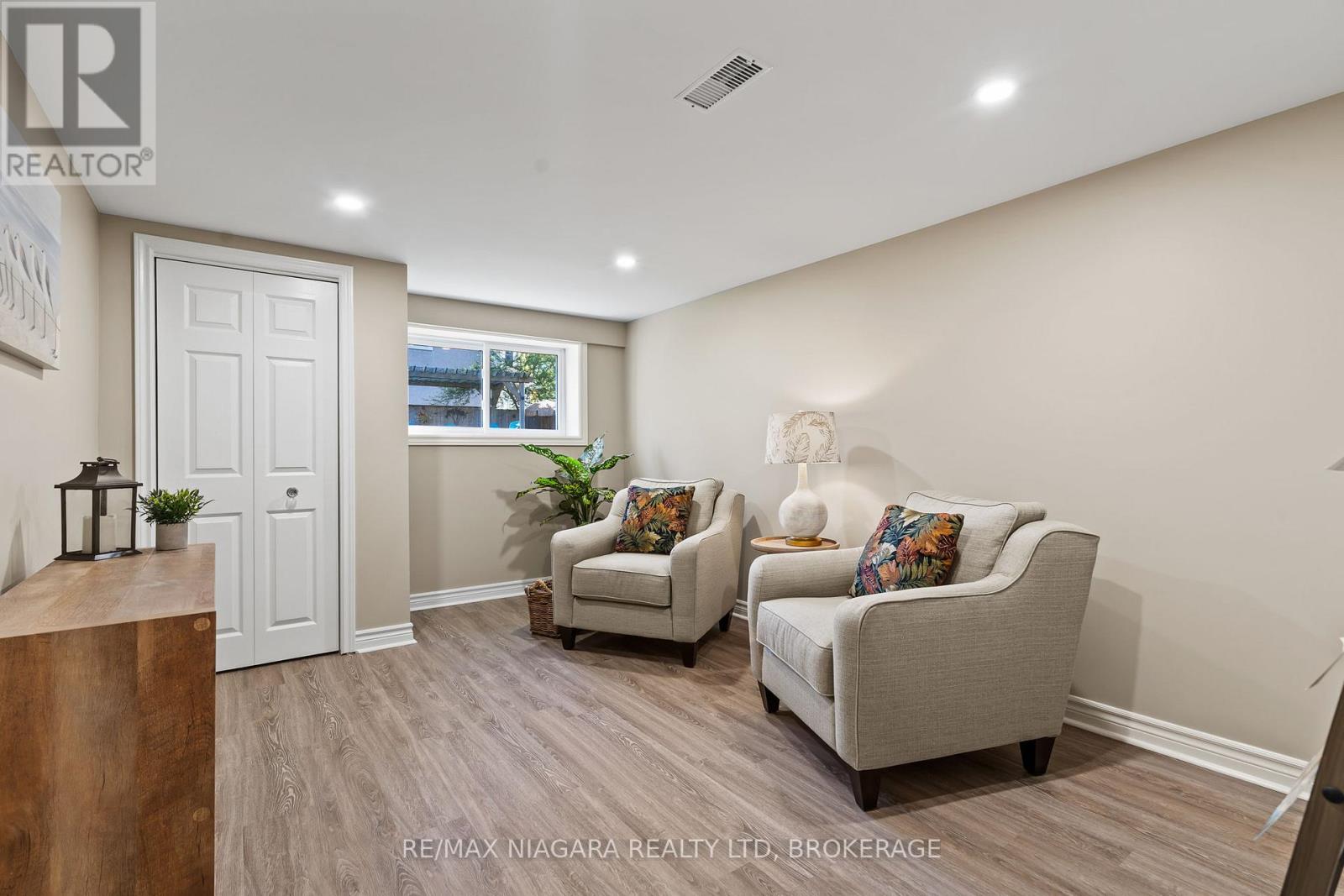 39 Rosemount Avenue, Port Colborne, Ontario  L3K 5P8 - Photo 25 - X12487904