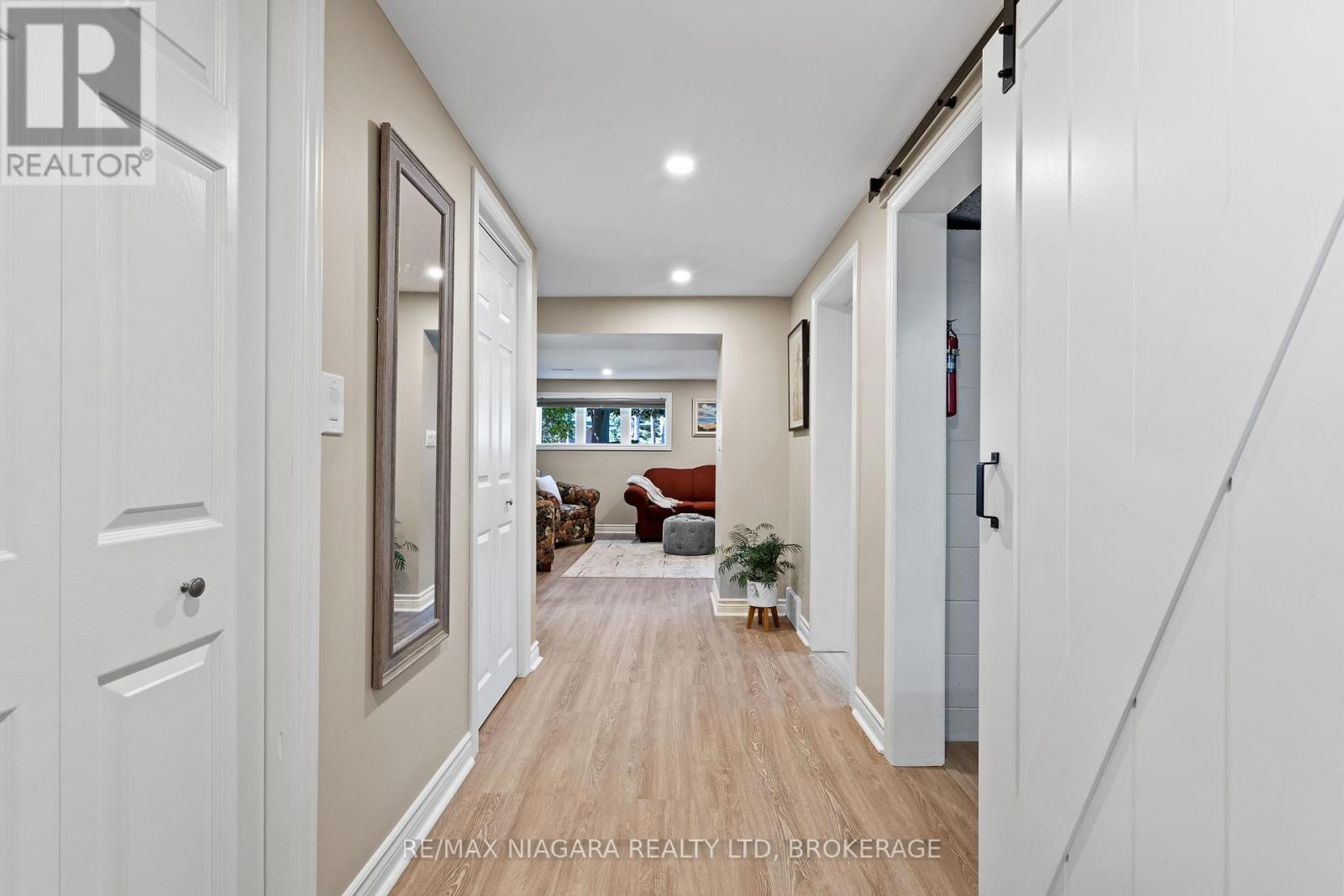 39 Rosemount Avenue, Port Colborne, Ontario  L3K 5P8 - Photo 27 - X12487904