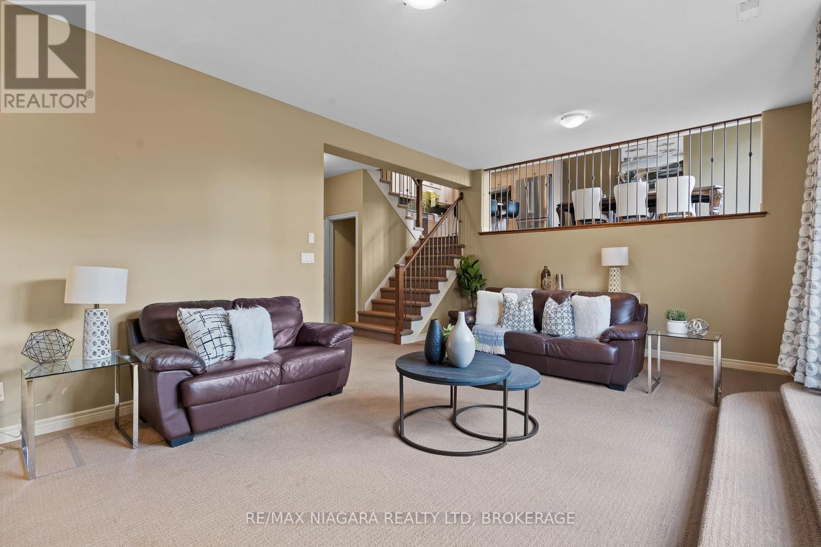 6877 Courtney Crescent, Niagara Falls, Ontario  L2H 0A3 - Photo 19 - X12488550