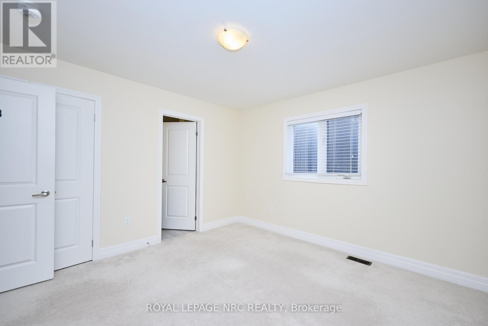 9367 Emerald Avenue, Niagara Falls, Ontario  L2G 0X5 - Photo 34 - X12554180