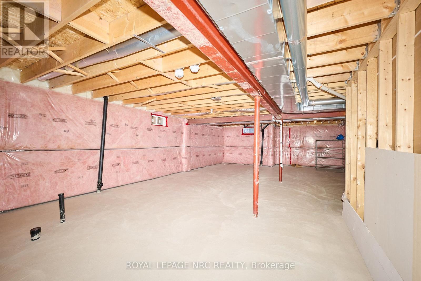 9367 Emerald Avenue, Niagara Falls, Ontario  L2G 0X5 - Photo 41 - X12554180