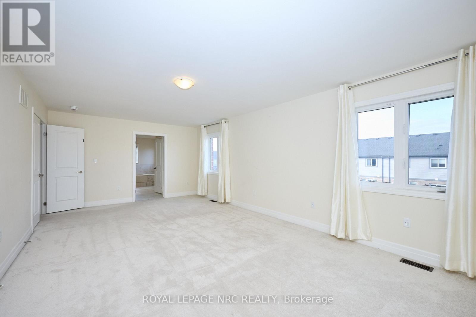 9367 Emerald Avenue, Niagara Falls, Ontario  L2G 0X5 - Photo 24 - X12554180