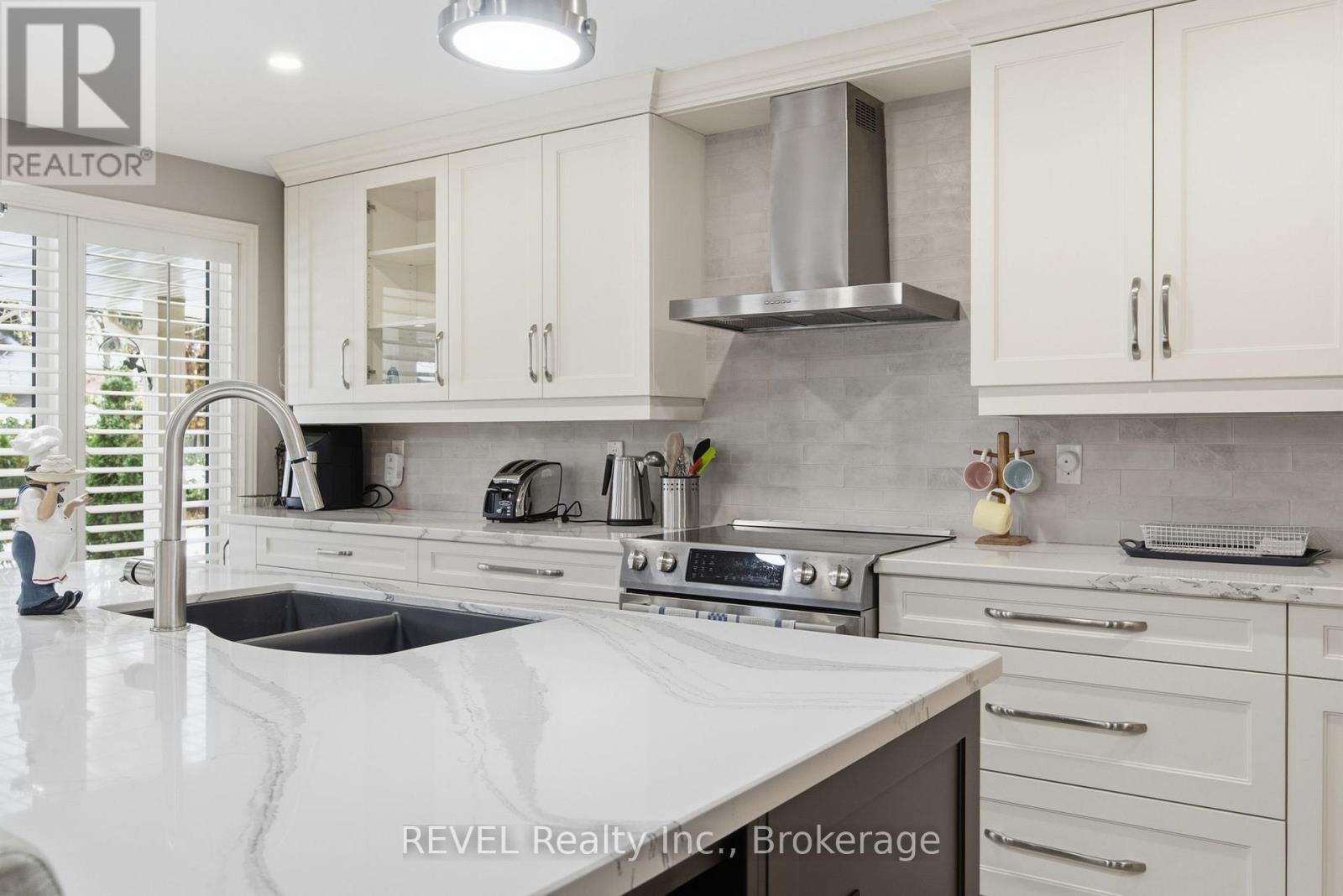 4 Kevin Drive, Pelham, Ontario  L0S 1E4 - Photo 15 - X12554546